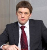 На фото Смирнов Денис Владимирович