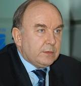 На фото Стародубов Владимир Иванович