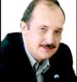 На фото СТРАХОВ Леонид
