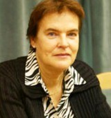 На фото Журавлева Валентина Васильевна