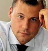 На фото Страшнов Дмитрий Евгеньевич