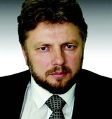 На фото Сур Евгений Георгиевич