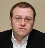 На фото Смирнов Андрей Вадимович