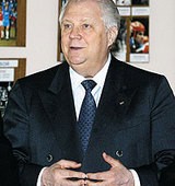 На фото Смирнов Виталий Георгиевич
