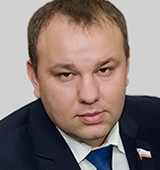 На фото Писарюк Владимир Александрович