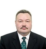 На фото Сулейманов Виталий Маратович