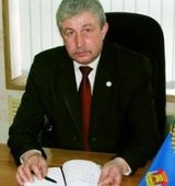 На фото Шкурат Александр Васильевич