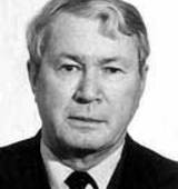 На фото Султанбеков Булат Файзрахманович