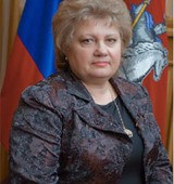 На фото Синючкова Александра Ивановна