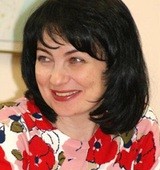 На фото Половодова Елена Анатольевна