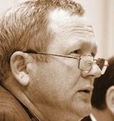 На фото Степанов Виктор Николаевич