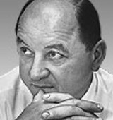 На фото Скибарь Михаил Денисович