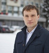 На фото Пахомов Сергей Александрович