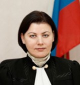 На фото Микрюкова Елена Евгеньевна