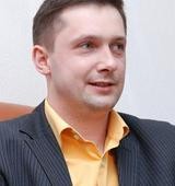 На фото Сергиенко Денис Сергеевич