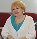 На фото Мешкова Валентина Андреевна