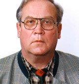 На фото Сумароков Леонид Николаевич