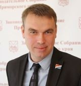 На фото Новиков Дмитрий Геннадьевич